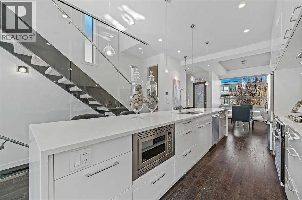 2115 Bowness Road NW — photo 10