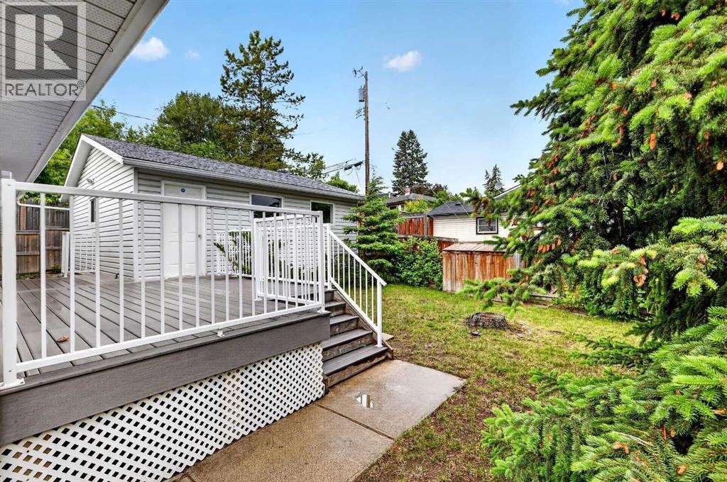 3227 Collingwood Drive NW — photo 37