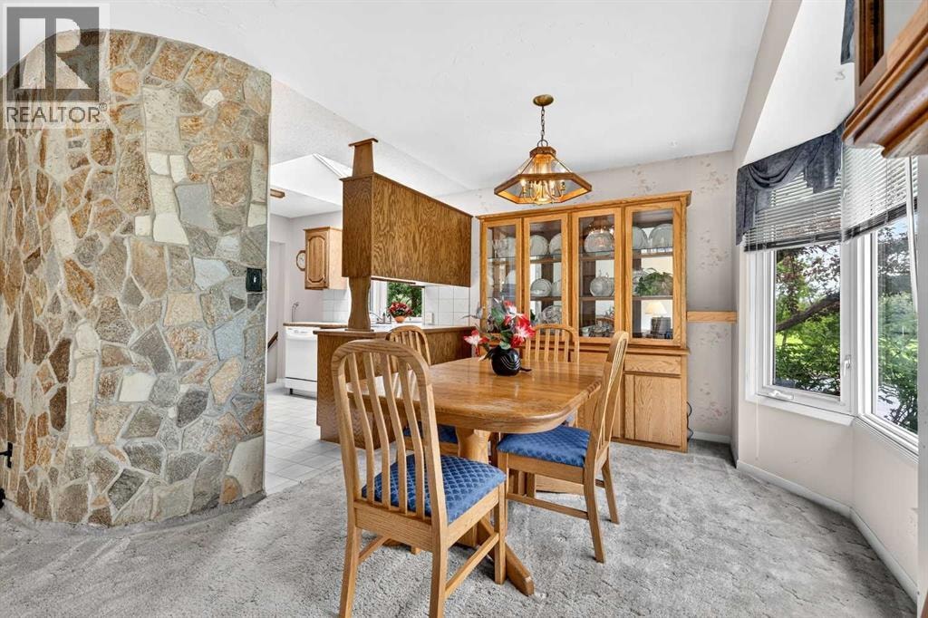 3227 Collingwood Drive NW — photo 11