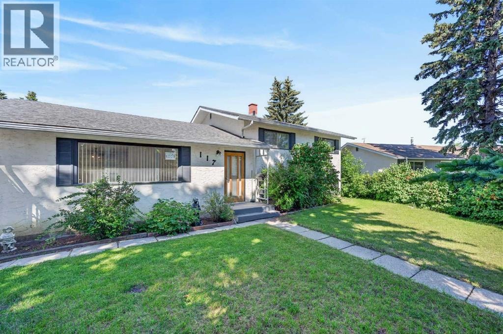 117 Fairview Drive SE — photo 3