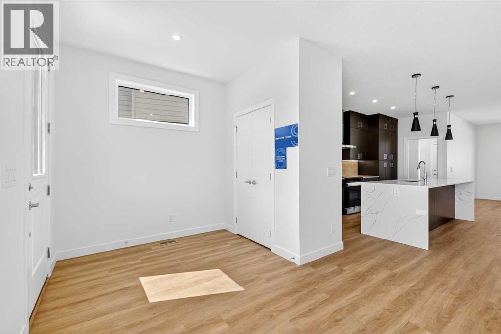 1137 Sailfin Heath — photo 4