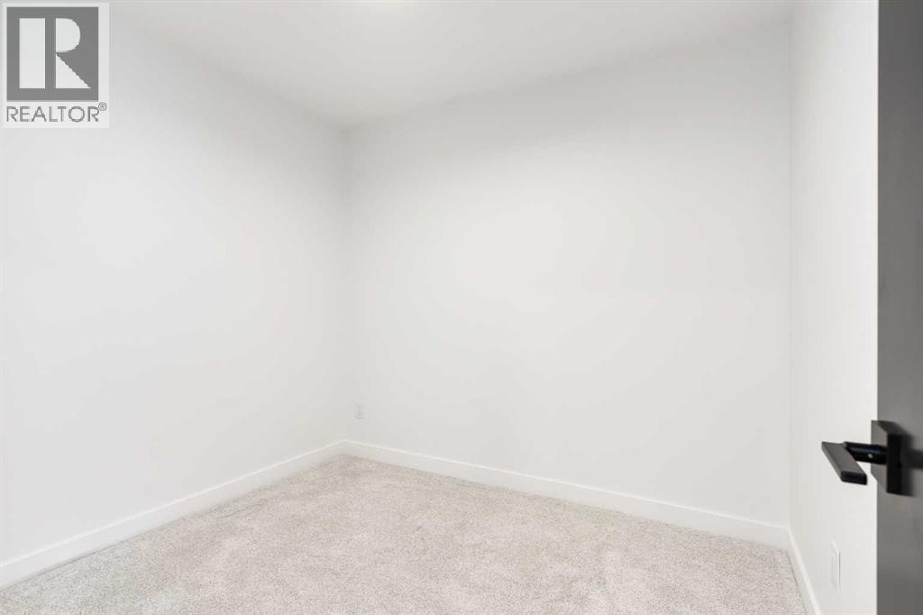 58 Edgevalley Close NW — photo 43