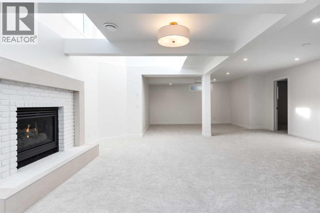 58 Edgevalley Close NW — photo 32