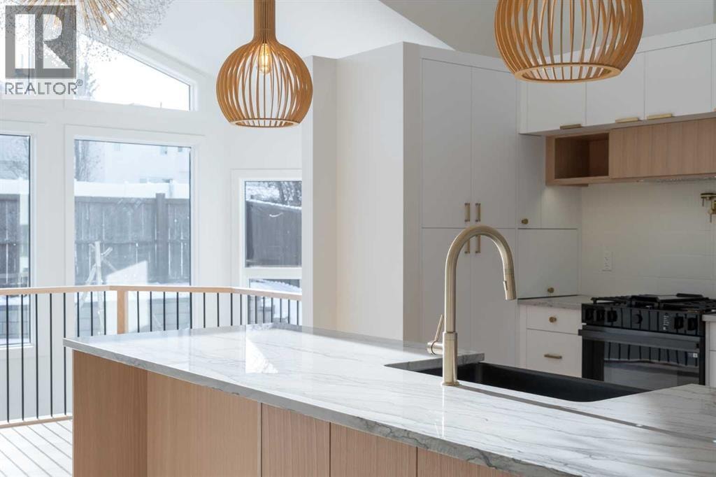 58 Edgevalley Close NW — photo 8