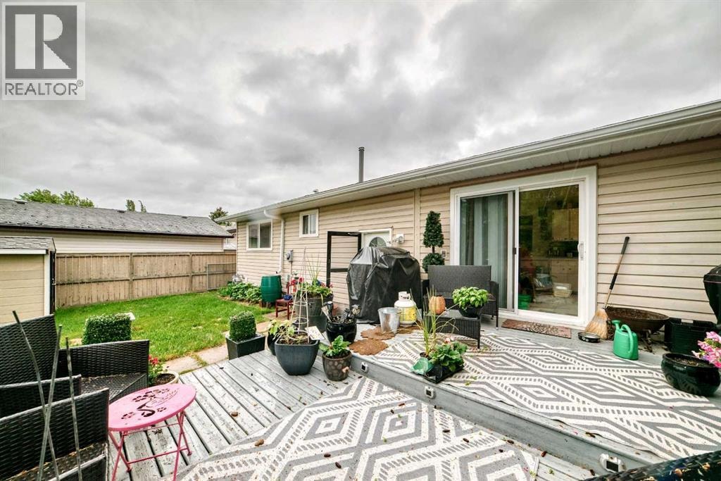 20 Deermont Way SE — photo 8