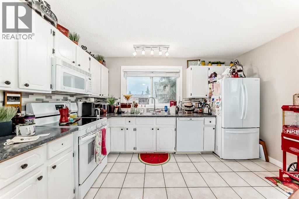20 Deermont Way SE — photo 3