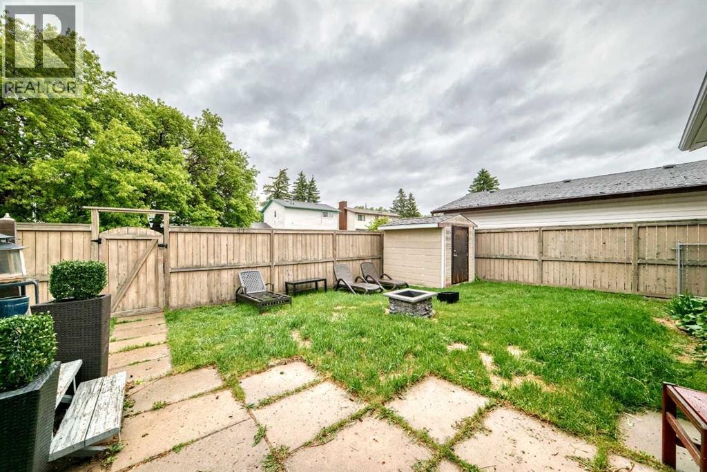 20 Deermont Way SE — photo 43