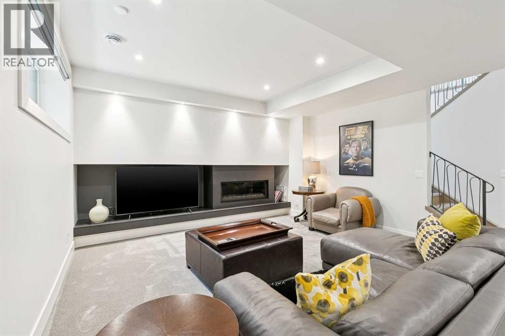 6626 Bow Crescent NW — photo 35