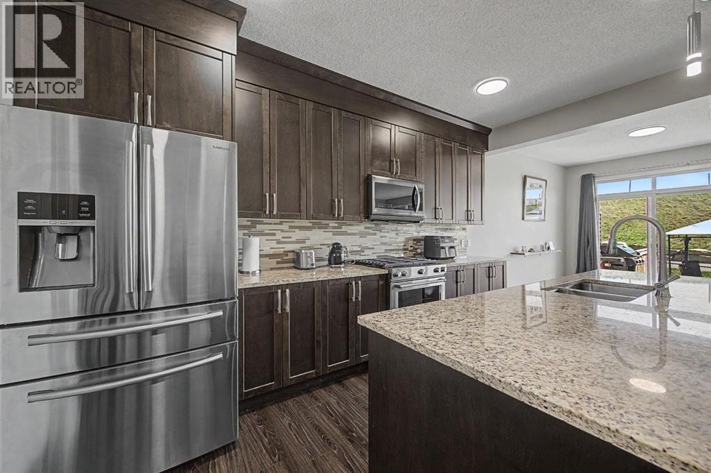 53 Fireside Crescent — photo 9