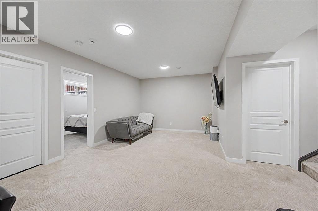 53 Fireside Crescent — photo 32