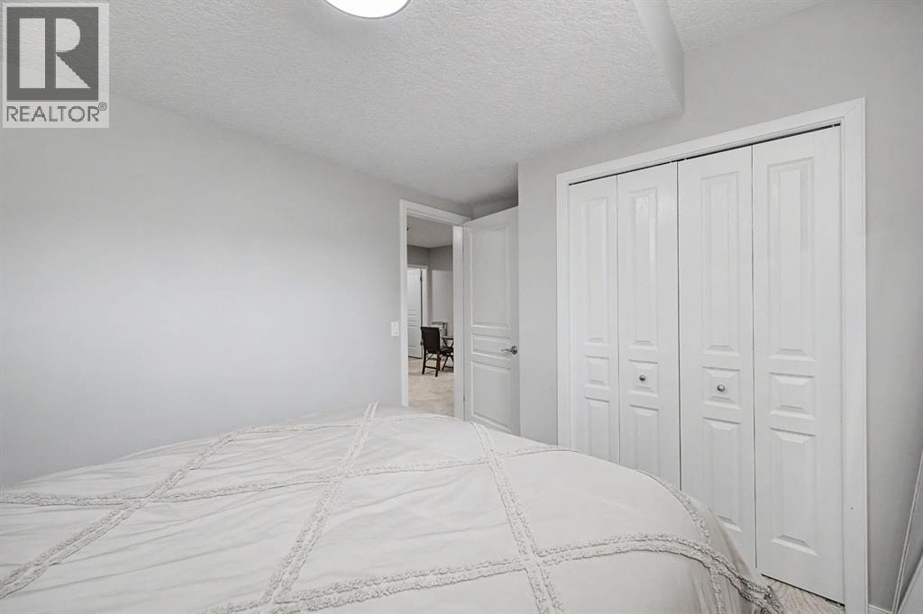 53 Fireside Crescent — photo 35