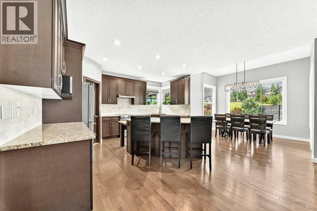 105 Westmount Green — photo 10