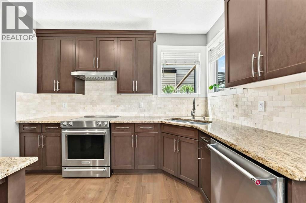 105 Westmount Green — photo 7