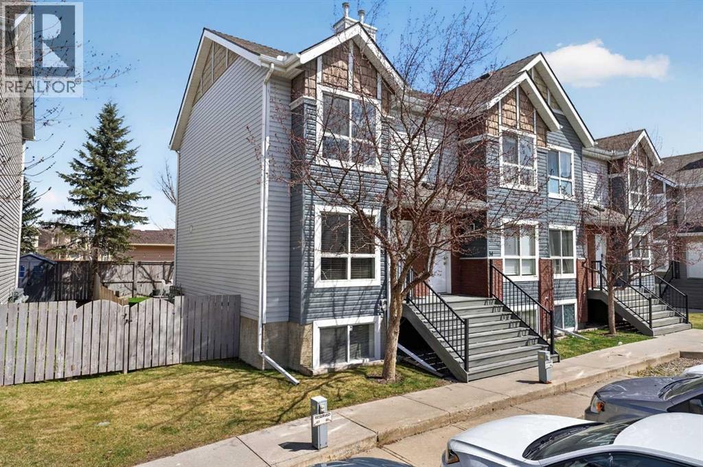 32 Erin Woods Court SE — photo 2