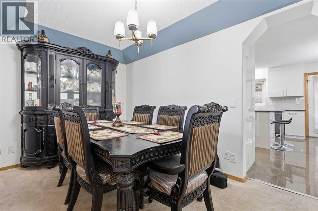 83 Coral Springs Grove NE — photo 4