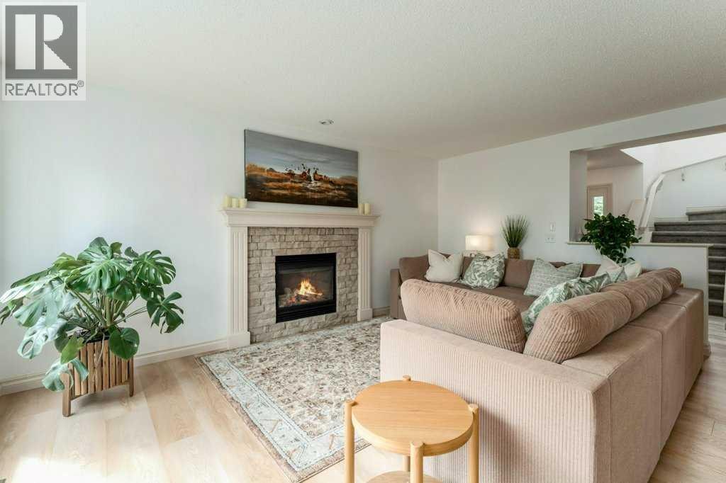 131 Westmount Hill — photo 17
