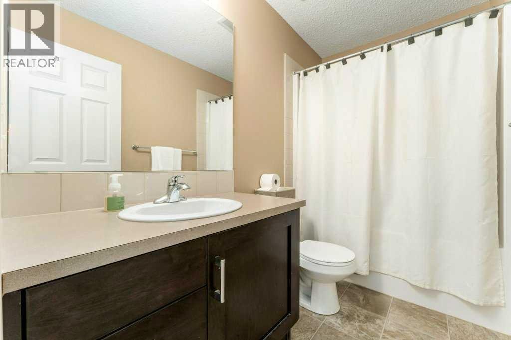 131 Westmount Hill — photo 32