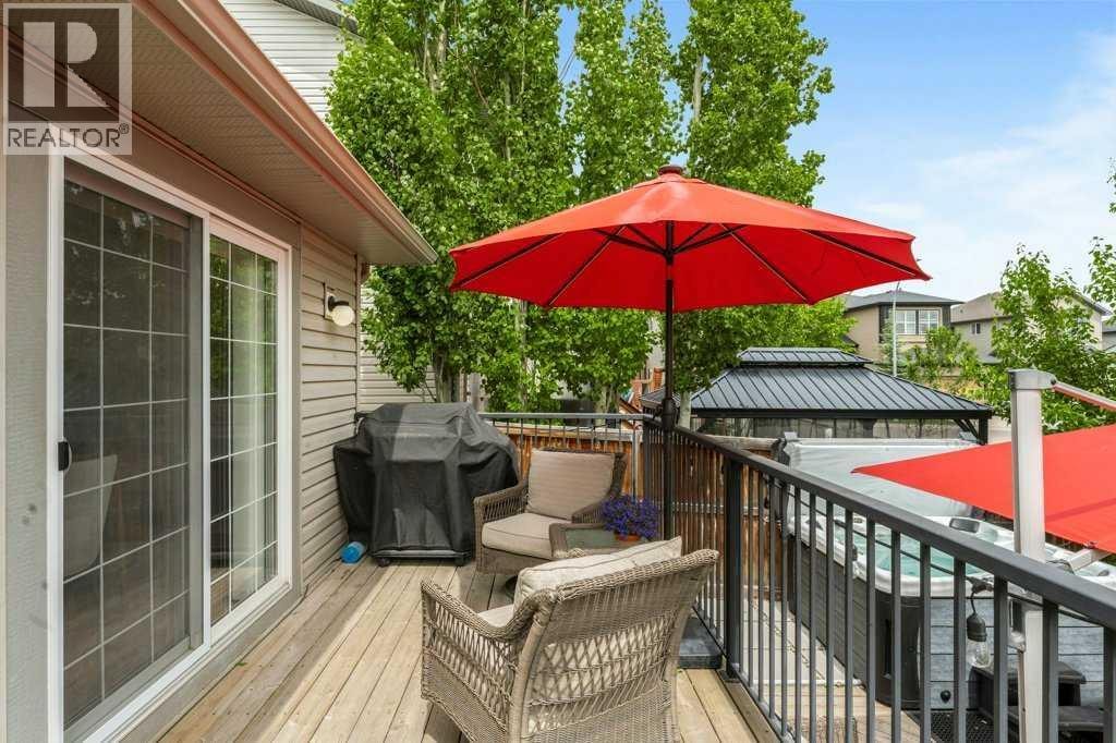 131 Westmount Hill — photo 37