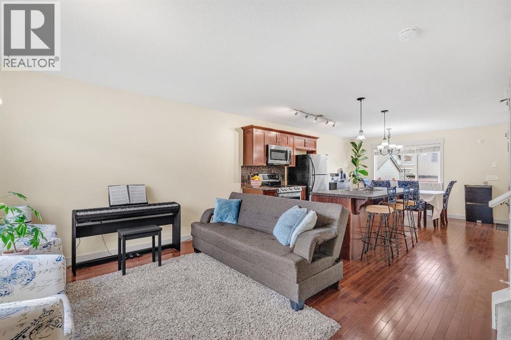 301 Skyview Ranch Drive NE — photo 4