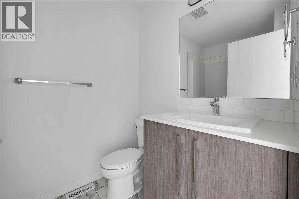 693 Savanna Boulevard NE — photo 18