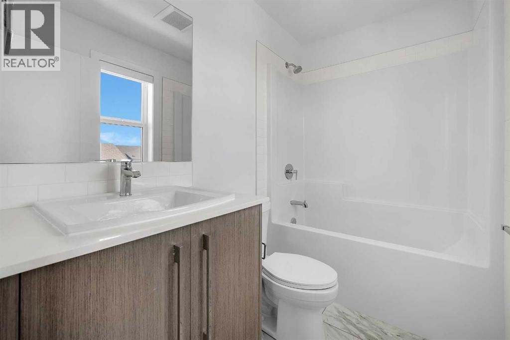 693 Savanna Boulevard NE — photo 24