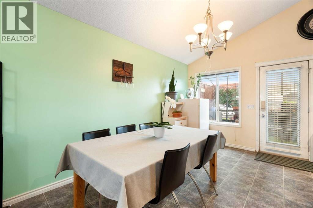 57 Saddlemont Grove NE — photo 15
