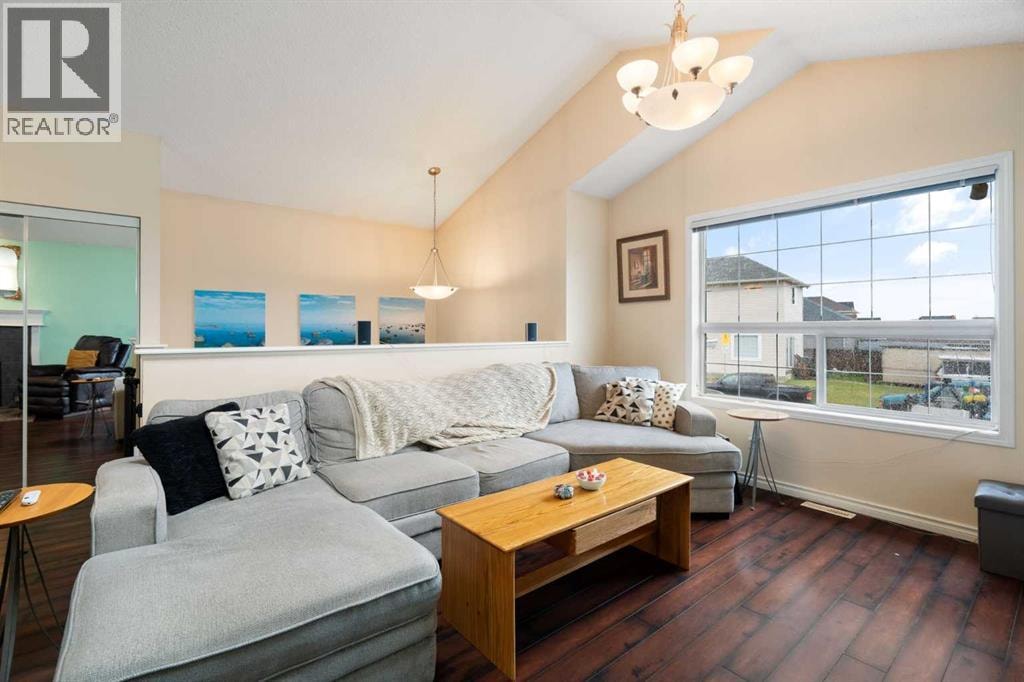 57 Saddlemont Grove NE — photo 10