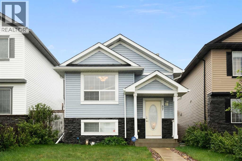 57 Saddlemont Grove NE — photo 2