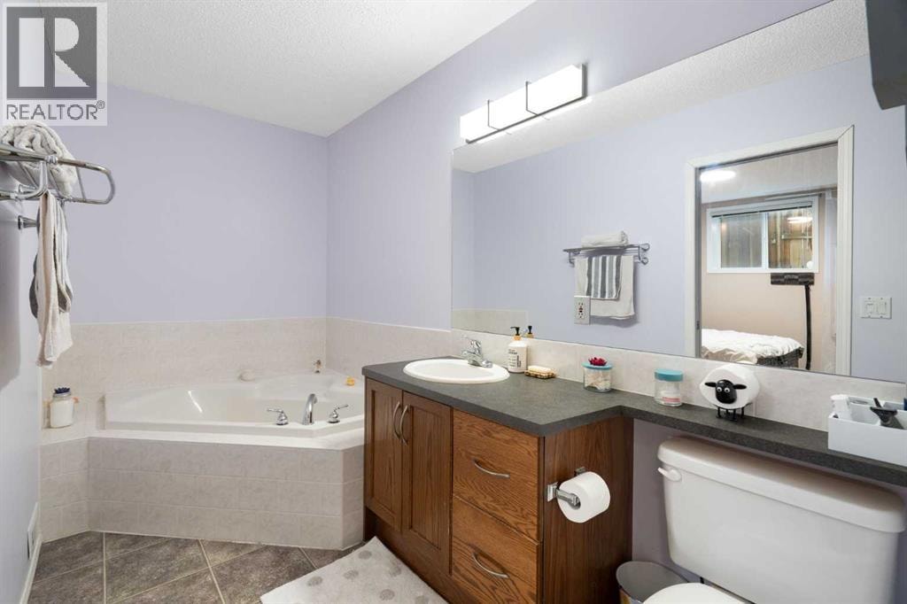 57 Saddlemont Grove NE — photo 34