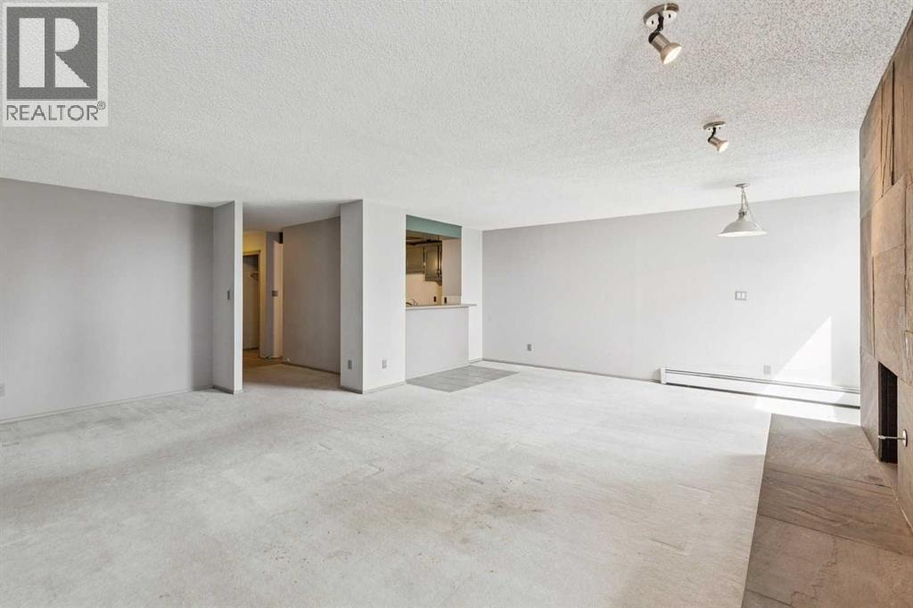 703, 215 14 Avenue SW — photo 10