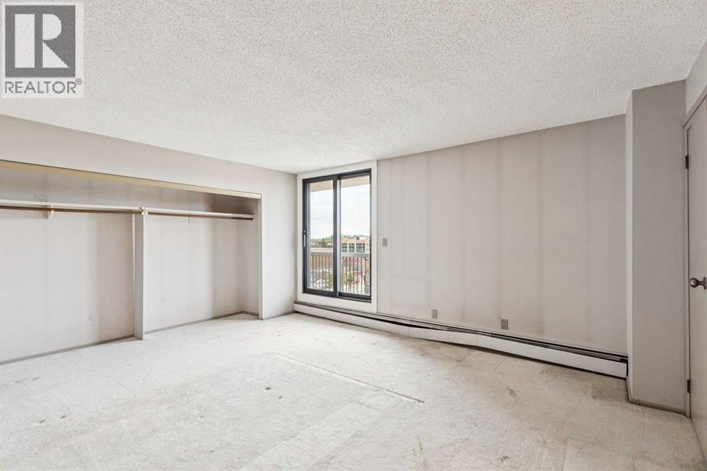 703, 215 14 Avenue SW — photo 17