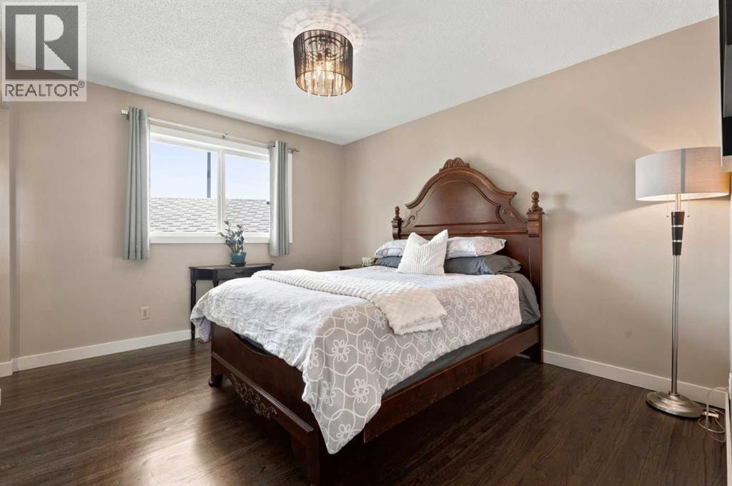 1016 Pensdale Crescent SE — photo 22