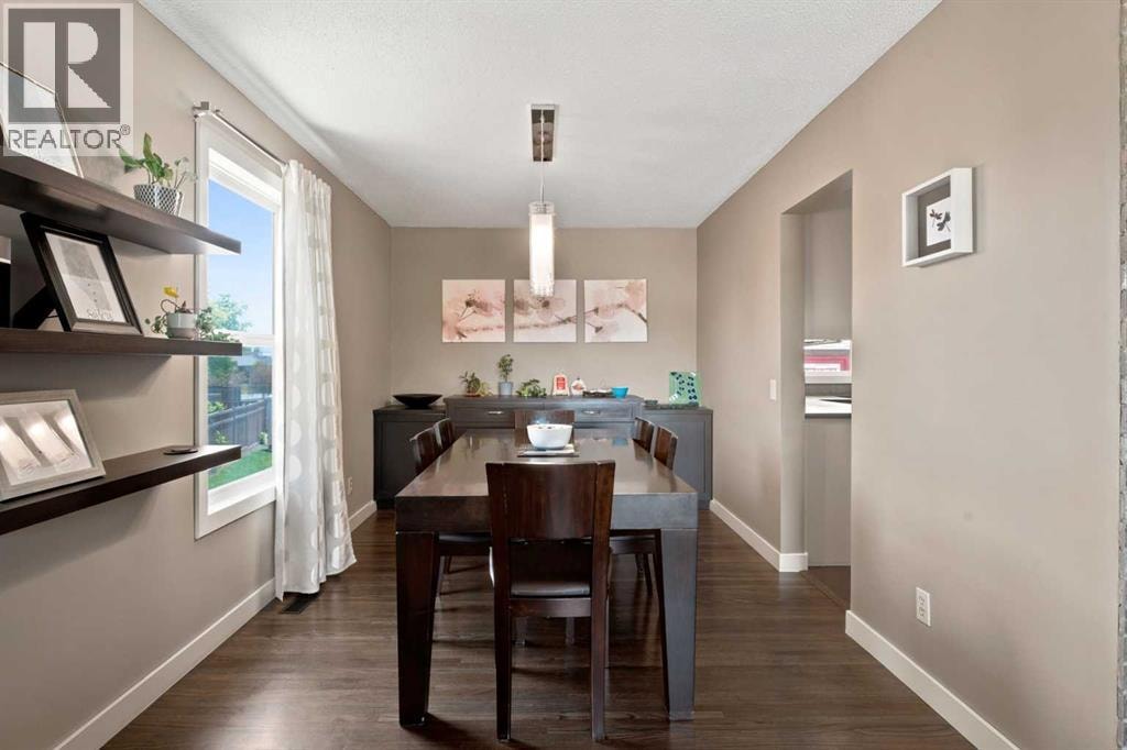 1016 Pensdale Crescent SE — photo 9