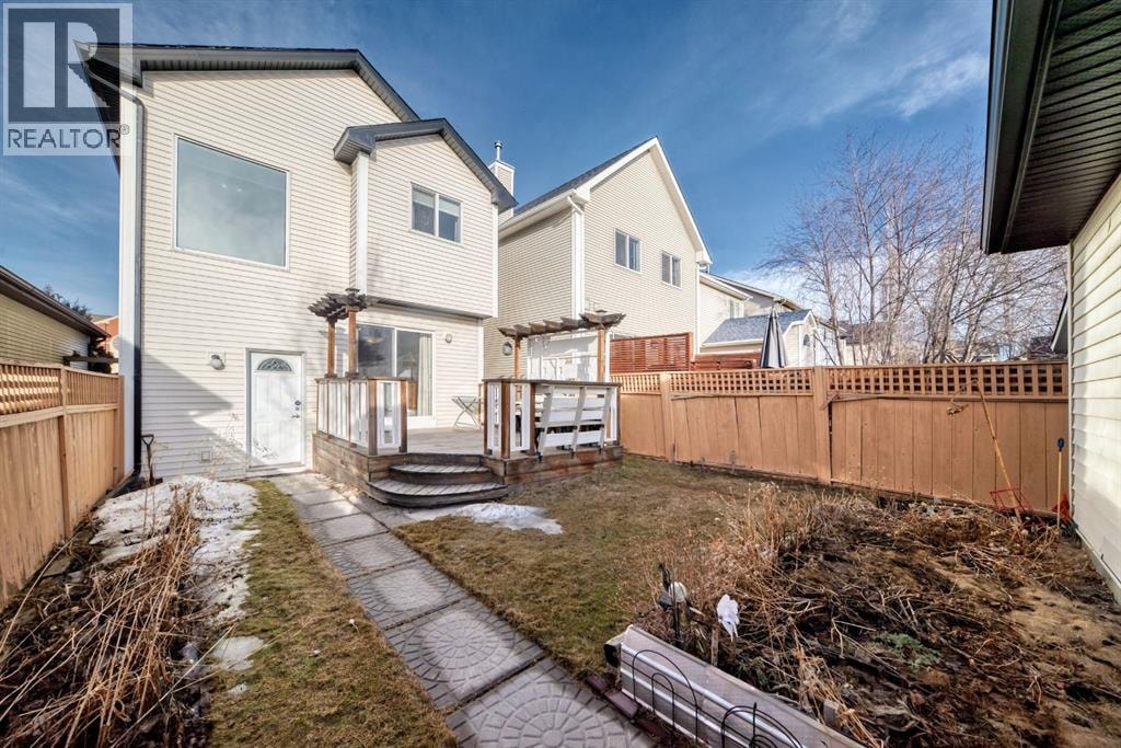 240 Prestwick Way SE — photo 28
