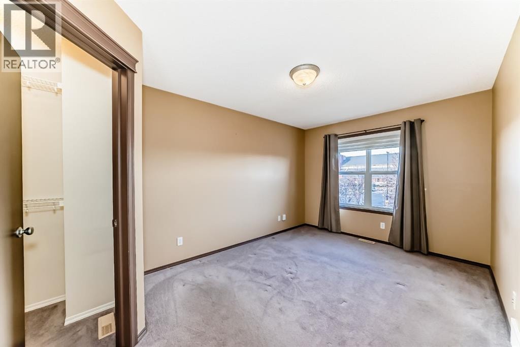 240 Prestwick Way SE — photo 14