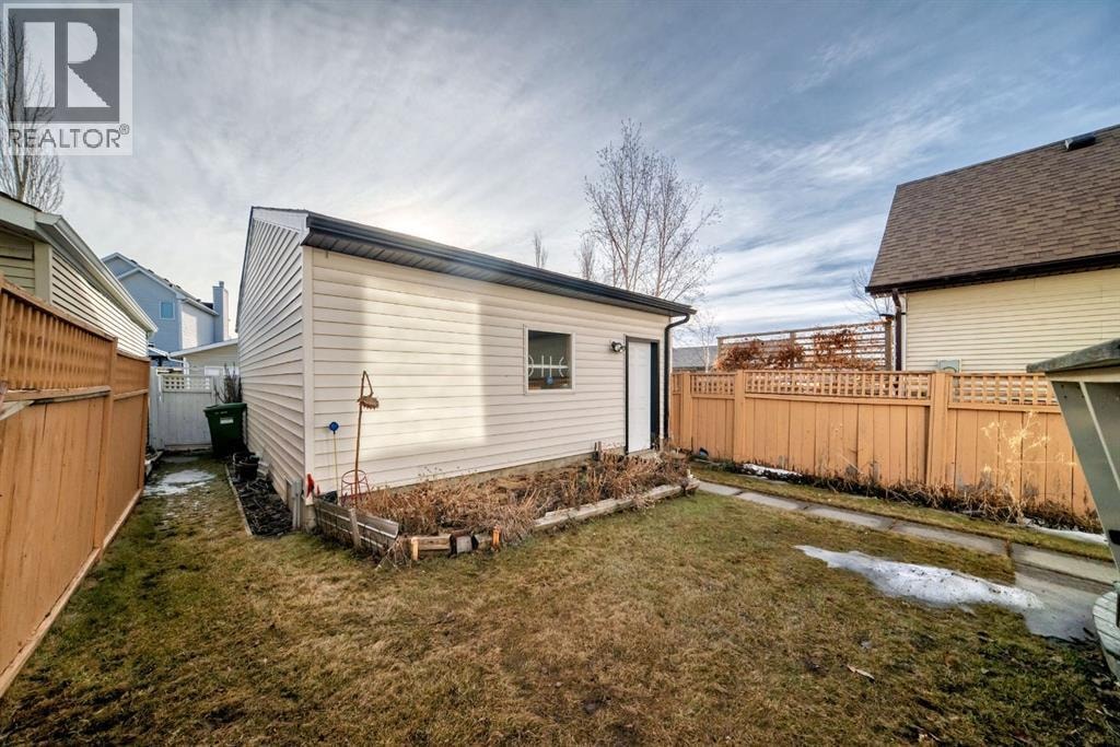 240 Prestwick Way SE — photo 26