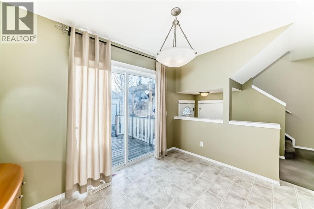 240 Prestwick Way SE — photo 12