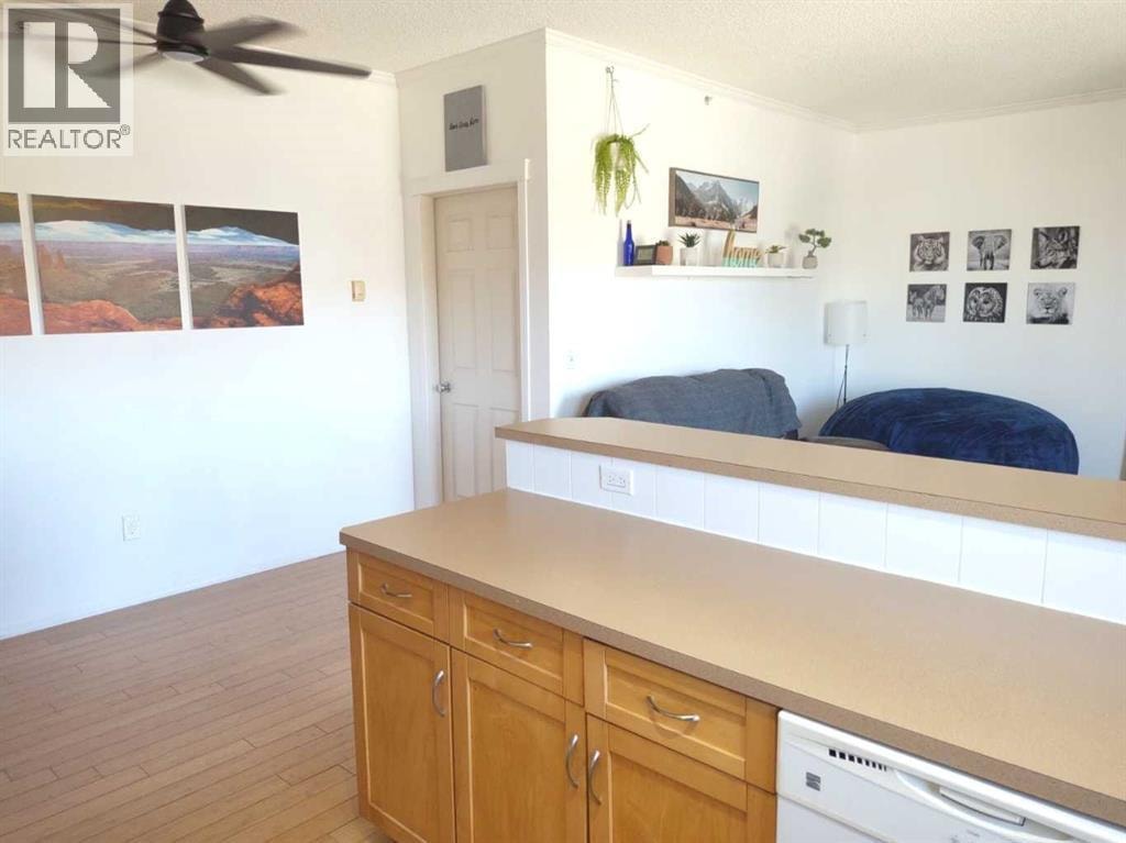 1314, 70 Panamount Drive NW — photo 12