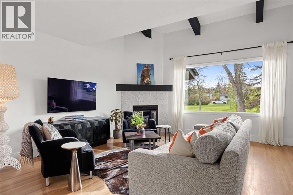32 Westminster Drive SW — photo 11