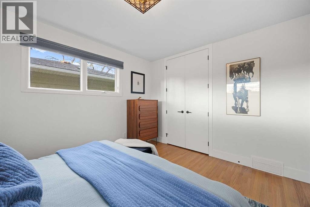 32 Westminster Drive SW — photo 27