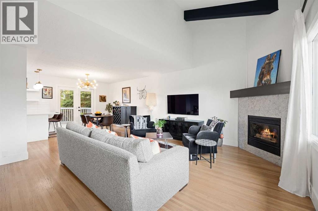 32 Westminster Drive SW — photo 9
