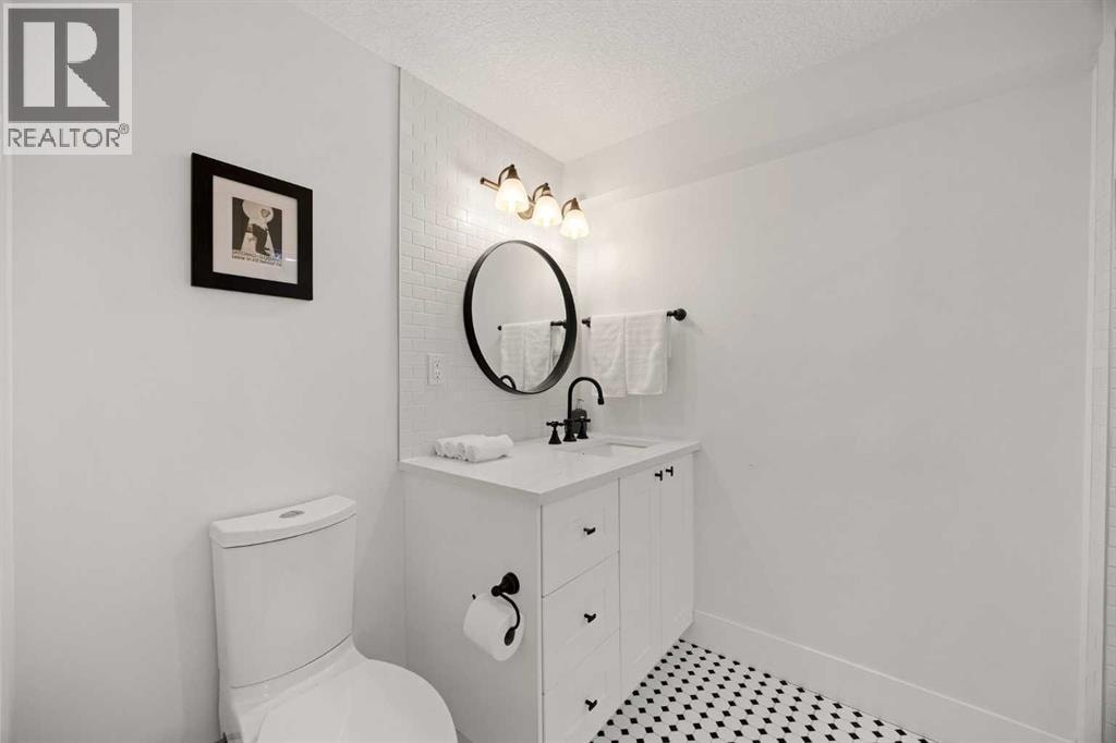 32 Westminster Drive SW — photo 36