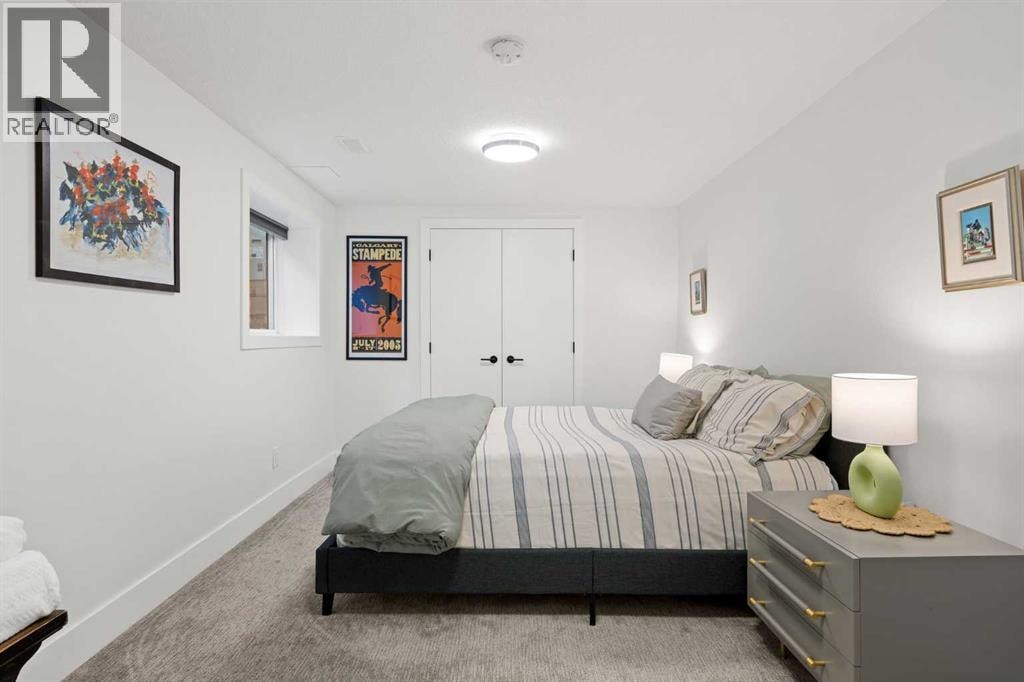 32 Westminster Drive SW — photo 40