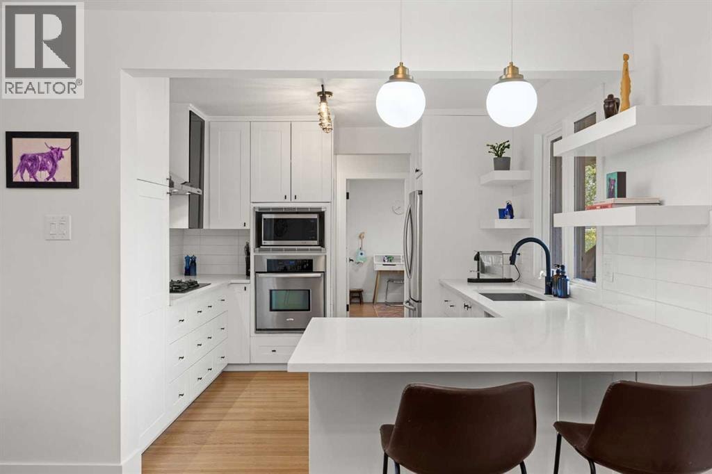 32 Westminster Drive SW — photo 22