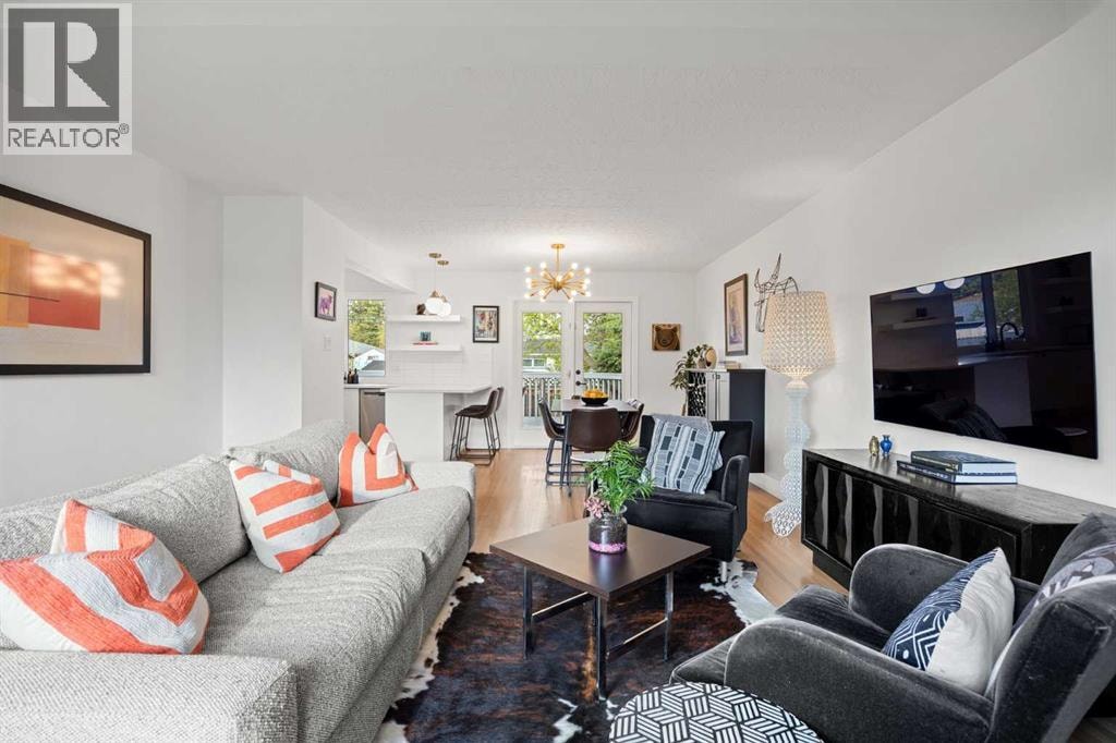 32 Westminster Drive SW — photo 13