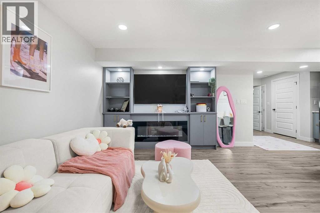 353 Seton Villas SE — photo 34