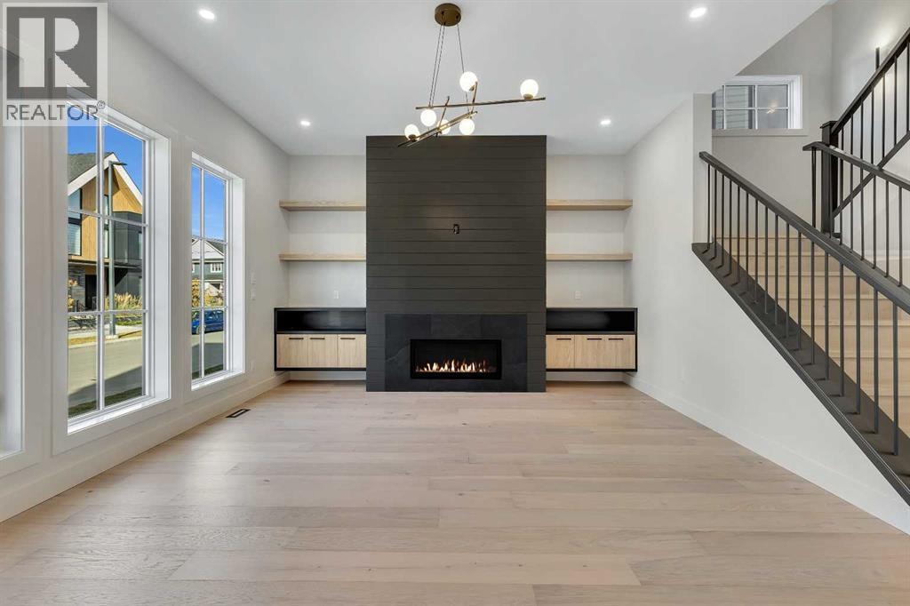 342 Normandy Drive SW — photo 3
