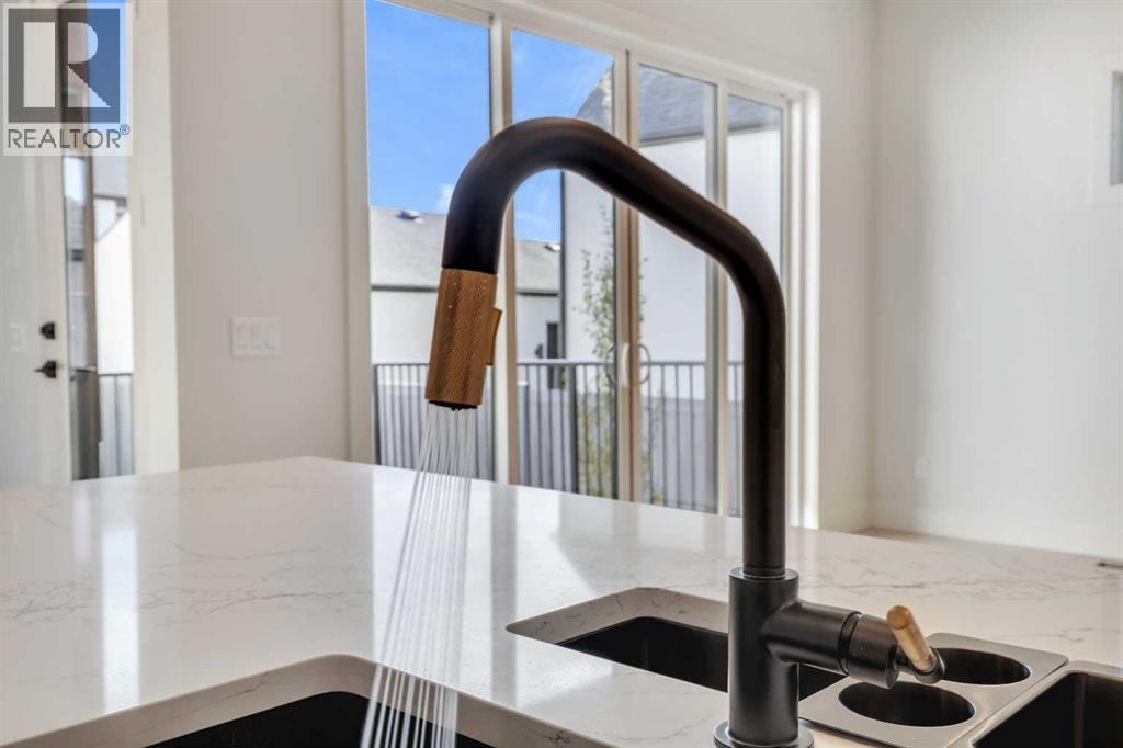 342 Normandy Drive SW — photo 8