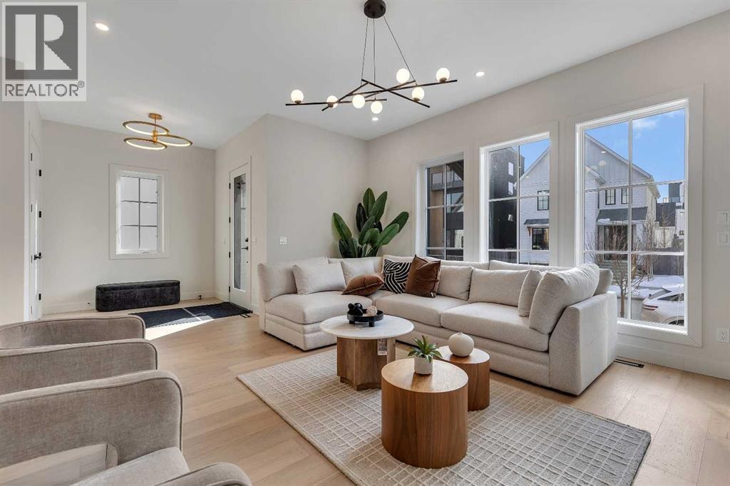 342 Normandy Drive SW — photo 4