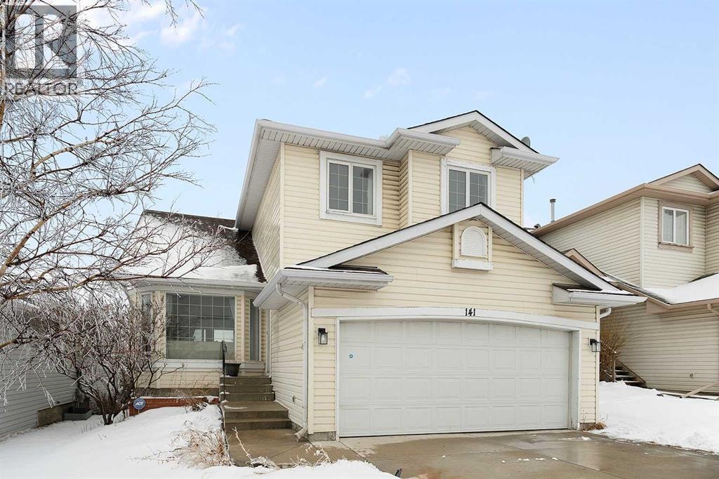 141 Arbour Stone Close NW
